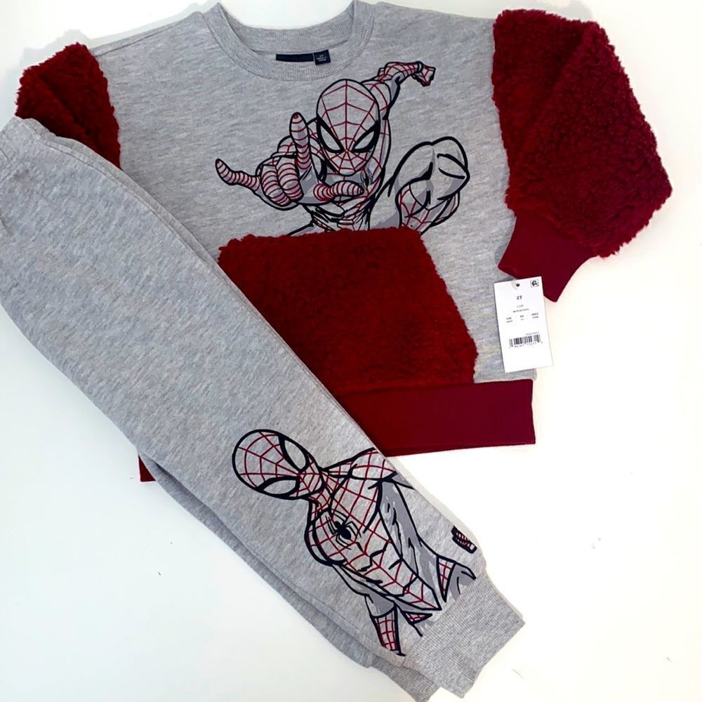 🔥MARVEL spider-man  2 pc set boys kids sweater/sweatpants sz 2T New